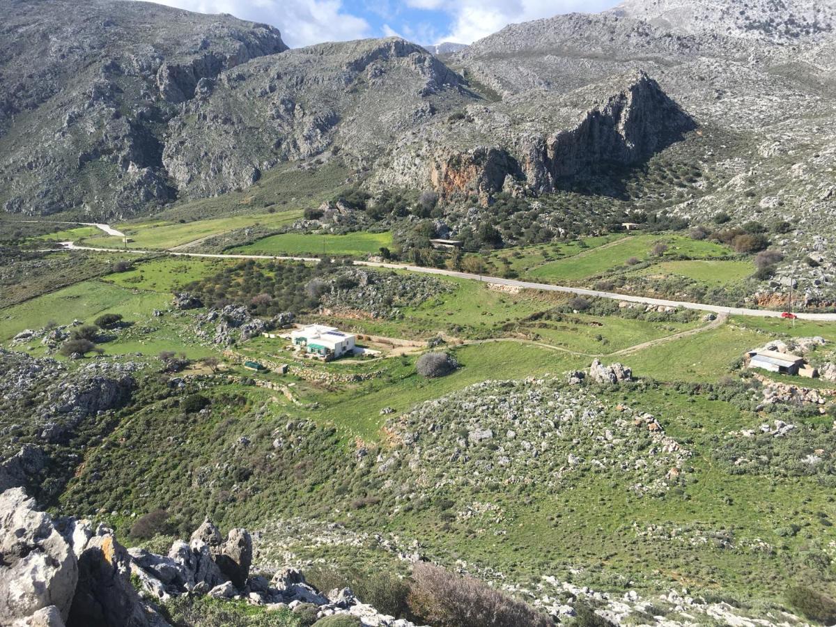 Rocky Mountain Way Villa Sellía Buitenkant foto